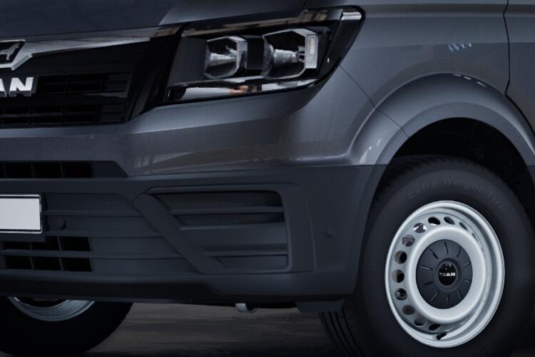 3979469 140 Lion XS Van Auto