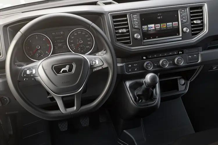3979469 140 Lion XS Van Auto